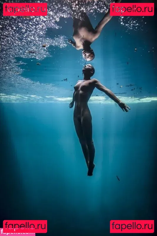 Marisa Papen Onlyfans Photo Gallery 