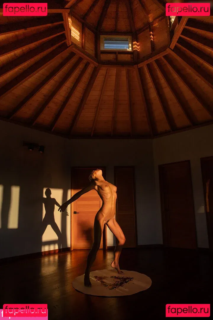 Marisa Papen Onlyfans Photo Gallery 