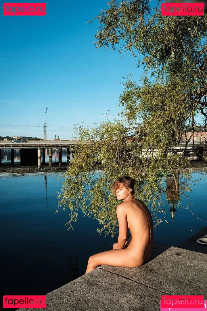 Marisa Papen Onlyfans Photo Gallery 