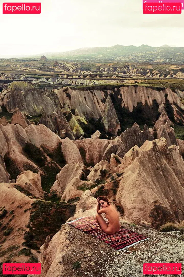 Marisa Papen Onlyfans Photo Gallery 