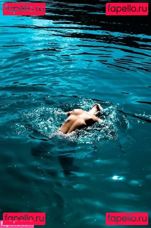 Marisa Papen Onlyfans Photo Gallery 