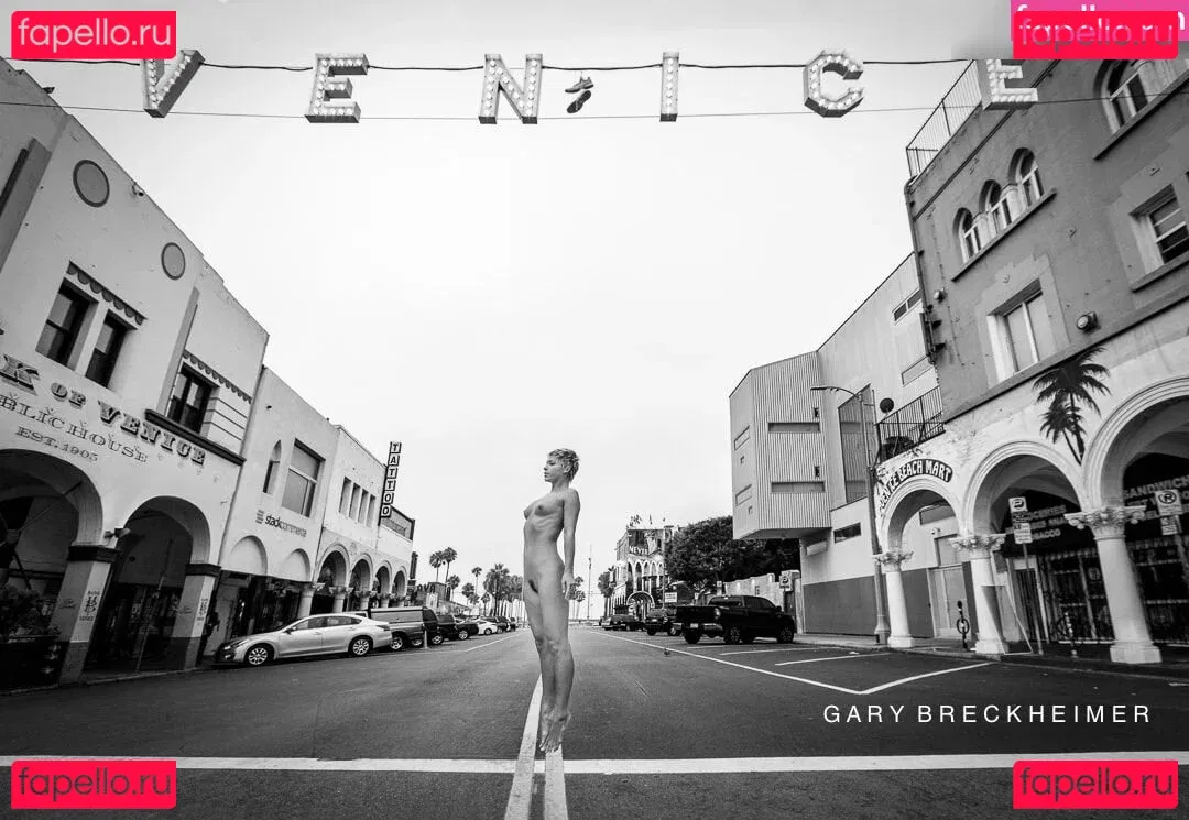 Marisa Papen Onlyfans Photo Gallery 