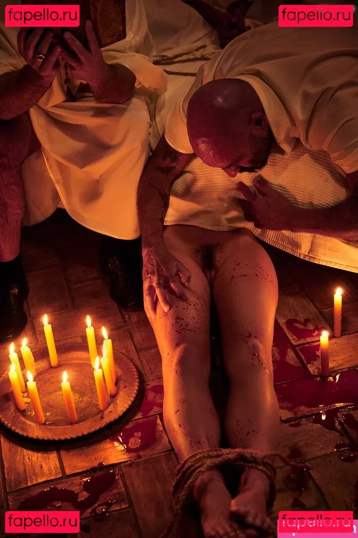 Marisa Papen Onlyfans Photo Gallery 