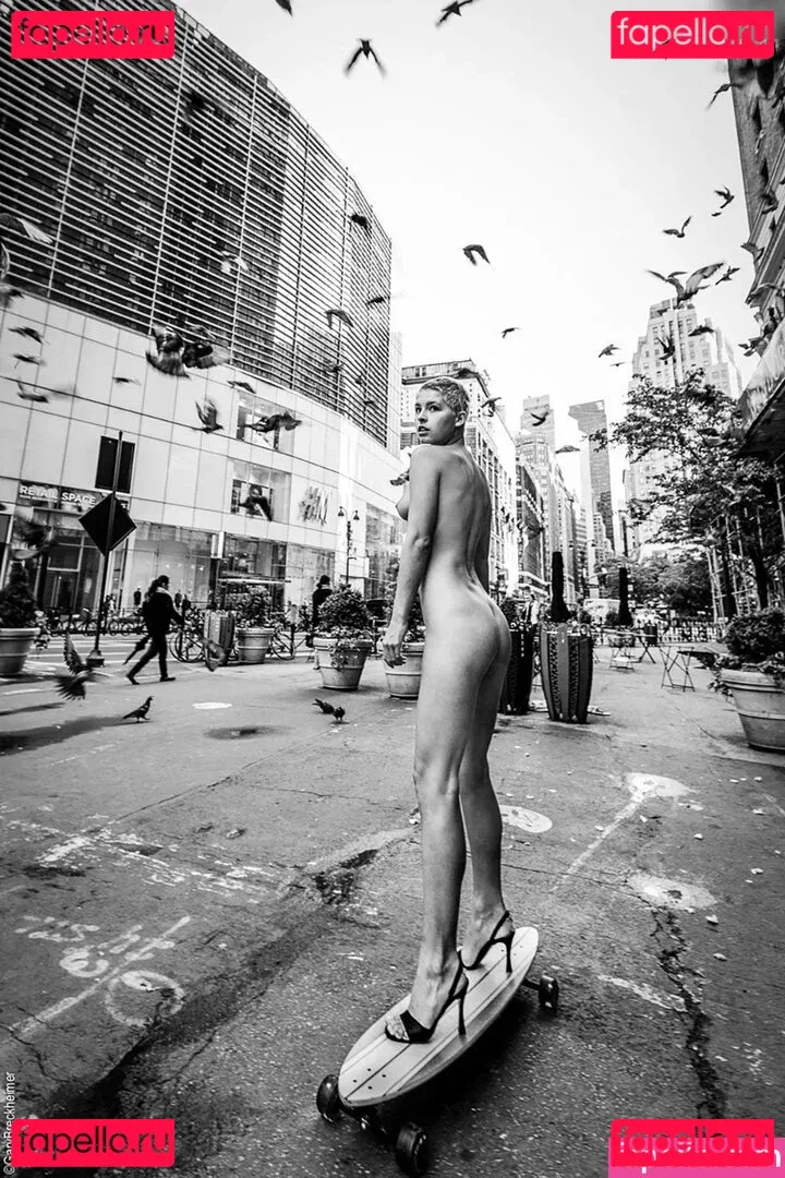 Marisa Papen Onlyfans Photo Gallery 