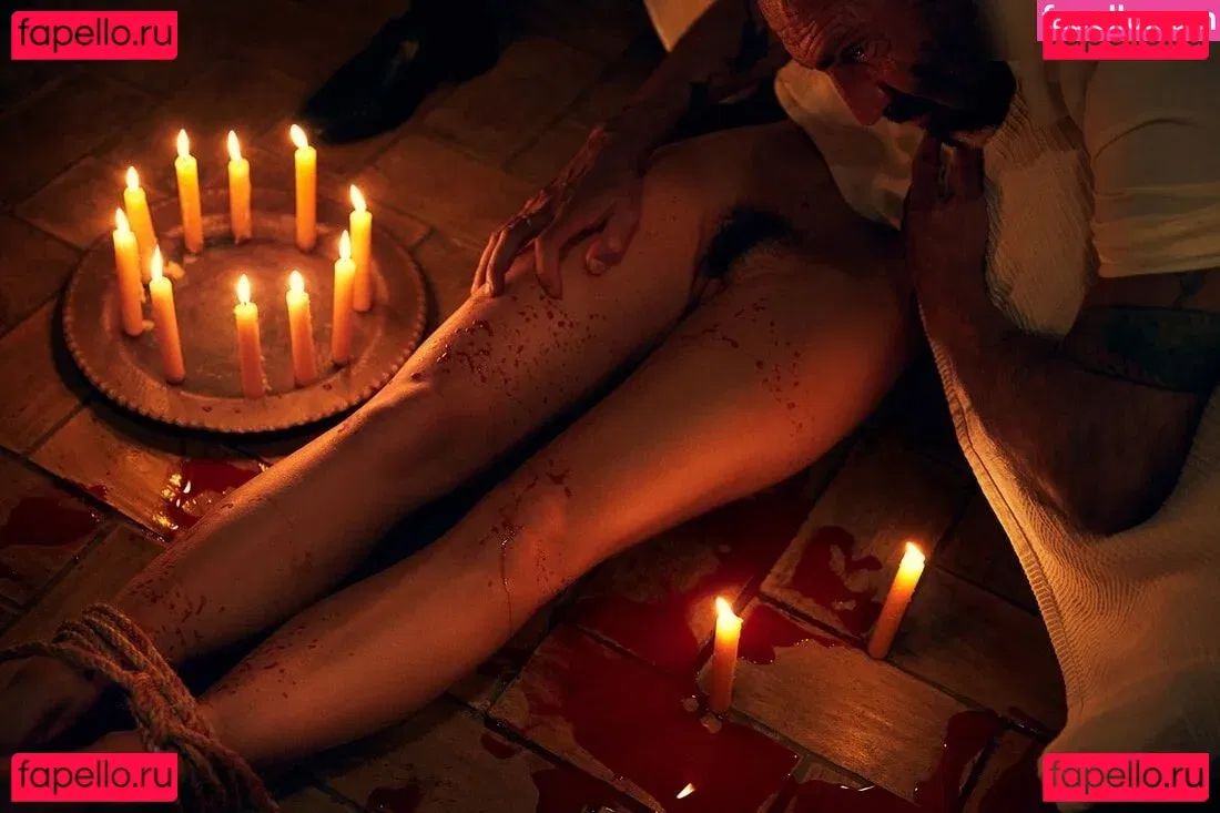 Marisa Papen Onlyfans Photo Gallery 