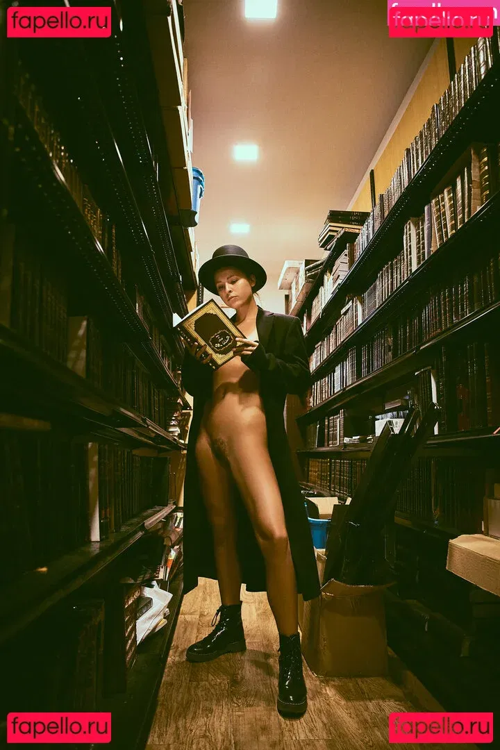 Marisa Papen Onlyfans Photo Gallery 