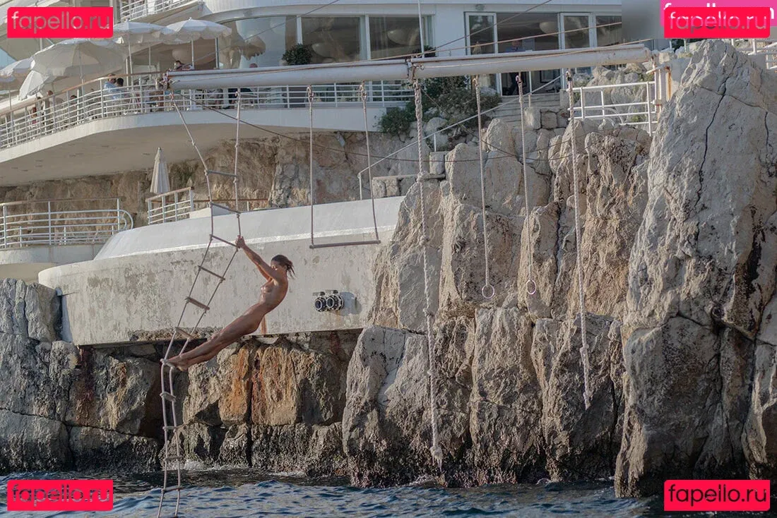 Marisa Papen Onlyfans Photo Gallery 