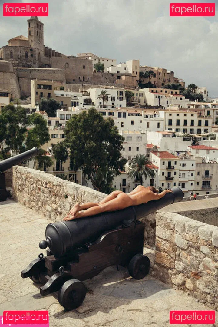 Marisa Papen Onlyfans Photo Gallery 