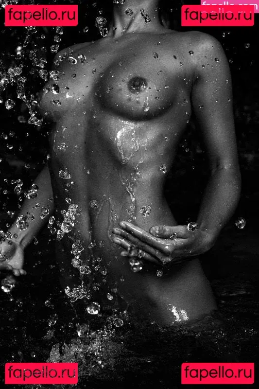 Marisa Papen Onlyfans Photo Gallery 