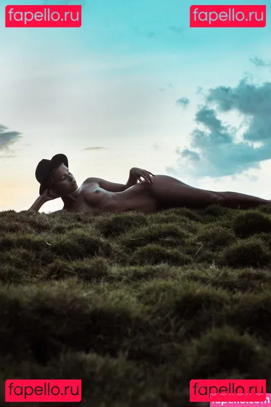 Marisa Papen Onlyfans Photo Gallery 