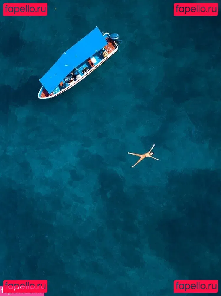 Marisa Papen Onlyfans Photo Gallery 