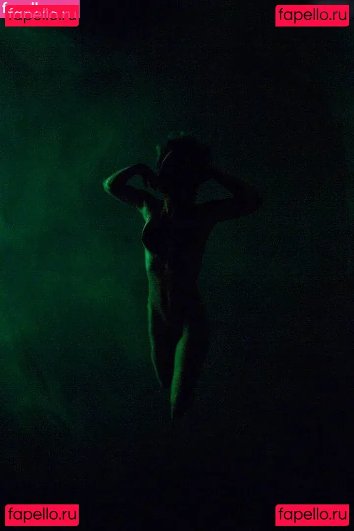 Marisa Papen Onlyfans Photo Gallery 