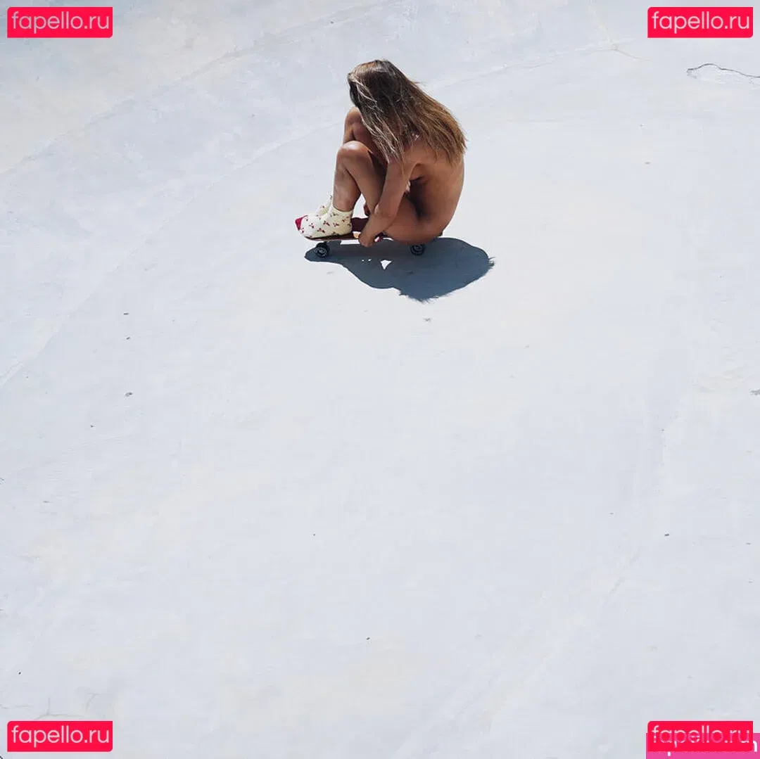 Marisa Papen Onlyfans Photo Gallery 