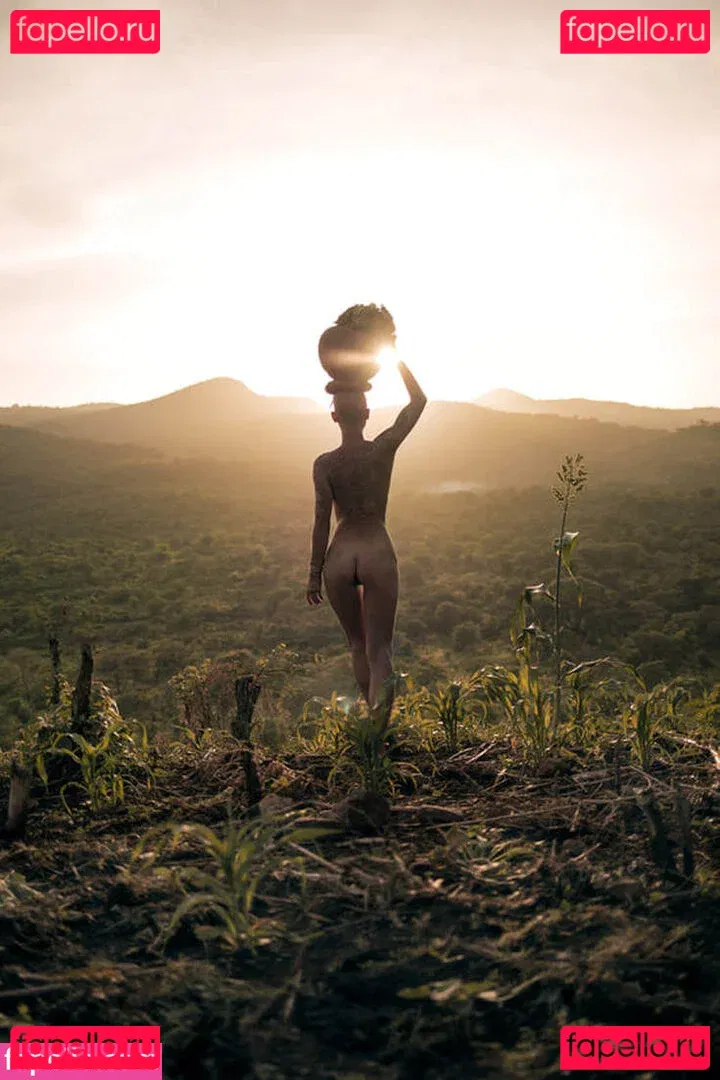 Marisa Papen Onlyfans Photo Gallery 