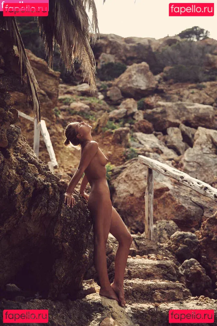 Marisa Papen Onlyfans Photo Gallery 