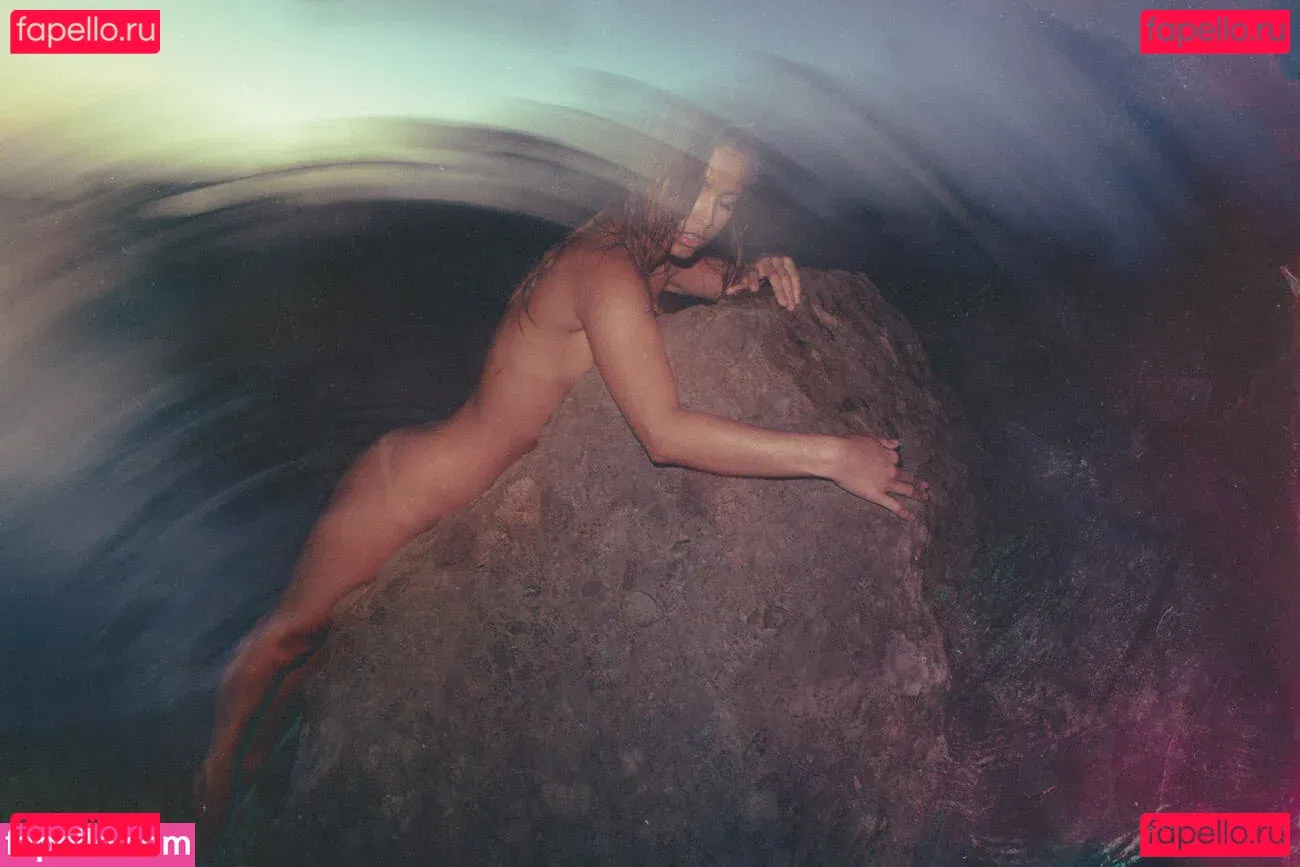 Marisa Papen Onlyfans Photo Gallery 