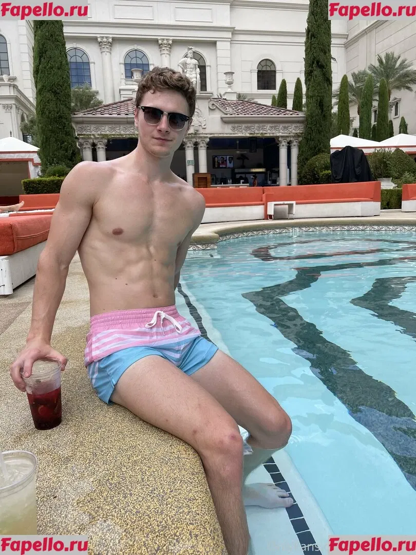 kallen2044 Onlyfans Photo Gallery 