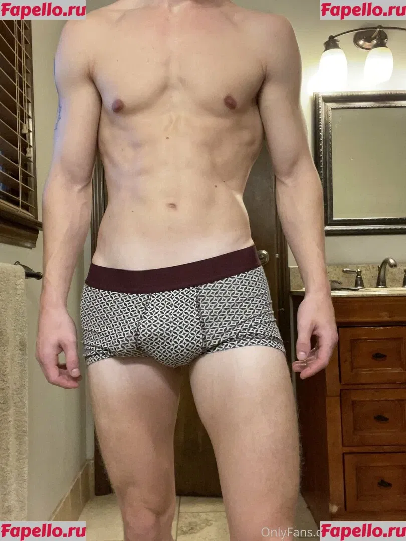 kallen2044 Onlyfans Photo Gallery 