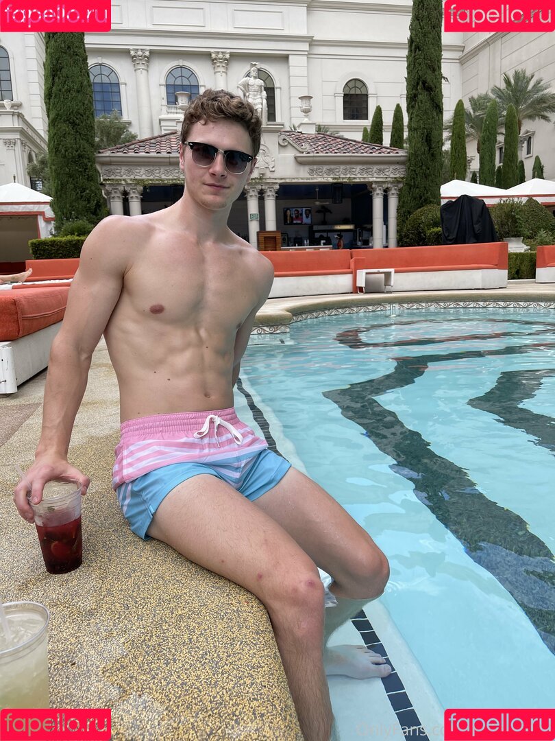 kallen2044 Onlyfans Photo Gallery 