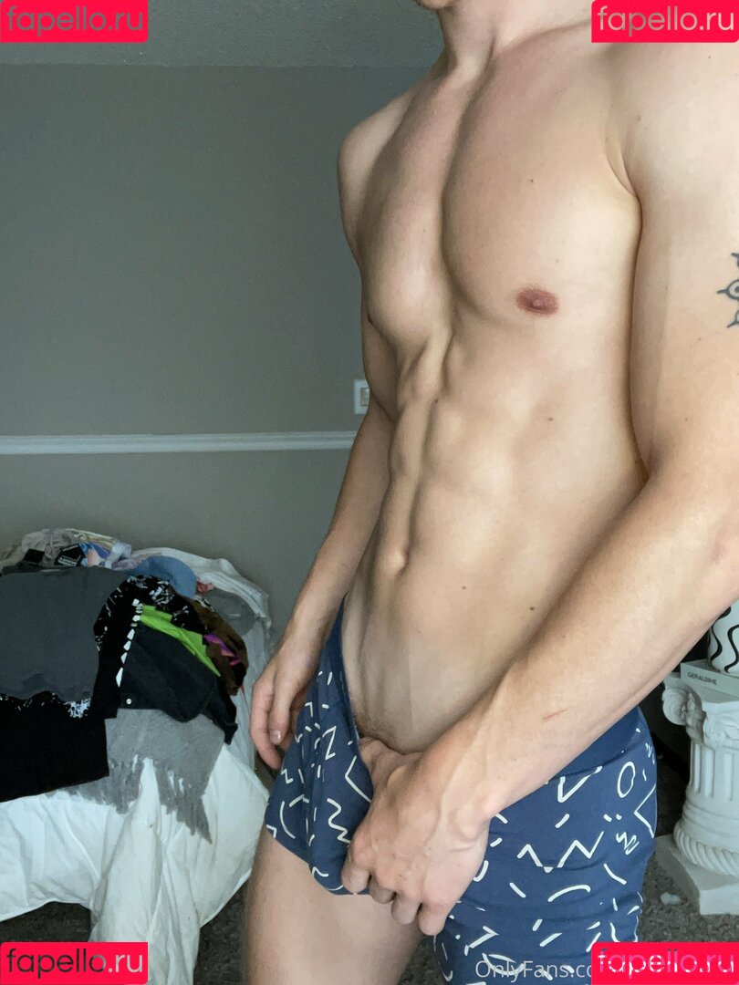 kallen2044 Onlyfans Photo Gallery 