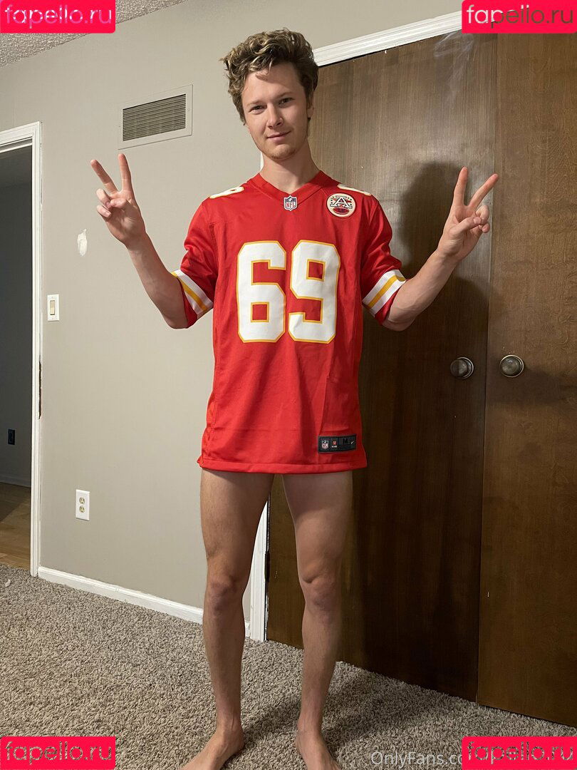 kallen2044 Onlyfans Photo Gallery 