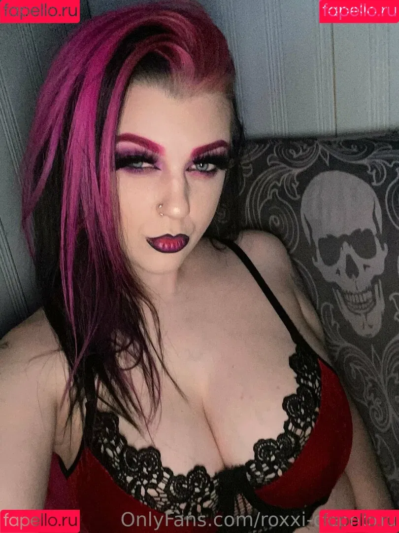 Roxxi Diamond Onlyfans Photo Gallery 