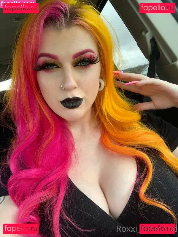 Roxxi Diamond Onlyfans Photo Gallery 