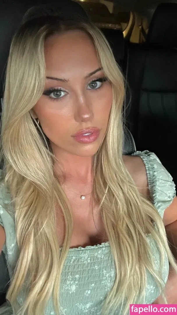 Samantha AufderHeide Onlyfans Photo Gallery 