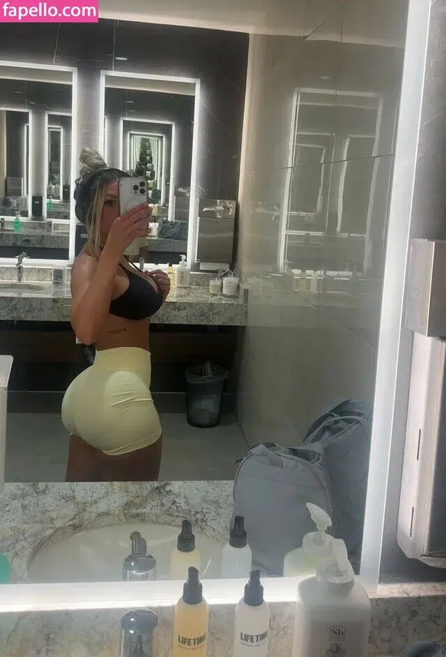 Samantha AufderHeide Onlyfans Photo Gallery 