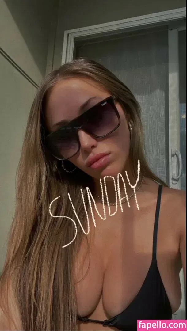 Samantha AufderHeide Onlyfans Photo Gallery 