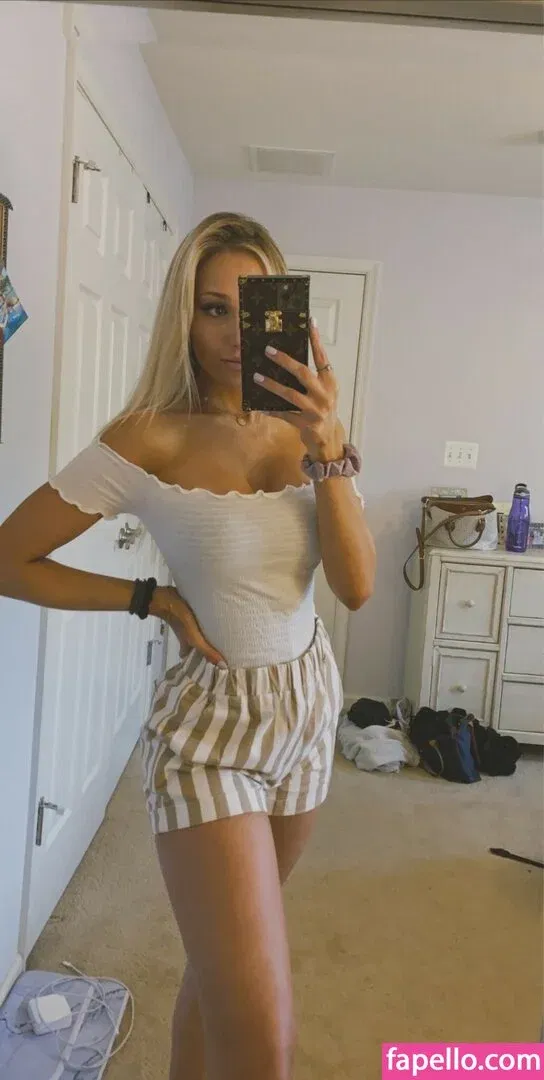 Samantha AufderHeide Onlyfans Photo Gallery 