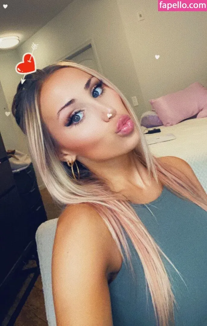 Samantha AufderHeide Onlyfans Photo Gallery 