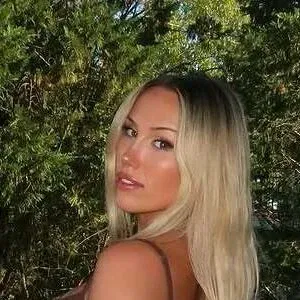 Samantha AufderHeide Onlyfans Photo Gallery 