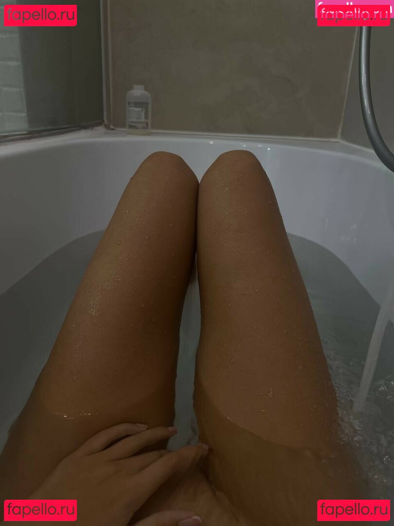 Dinara Nadirova Nude Onlyfans Photo 29