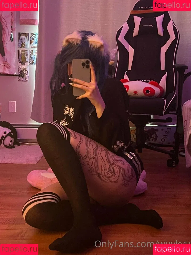 wuvkyu Onlyfans Photo Gallery 