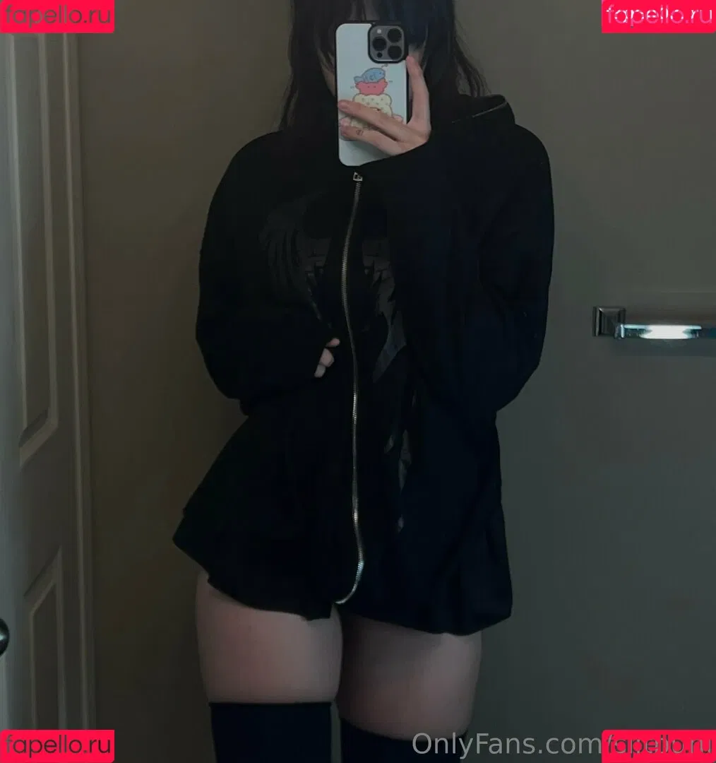 wuvkyu Onlyfans Photo Gallery 