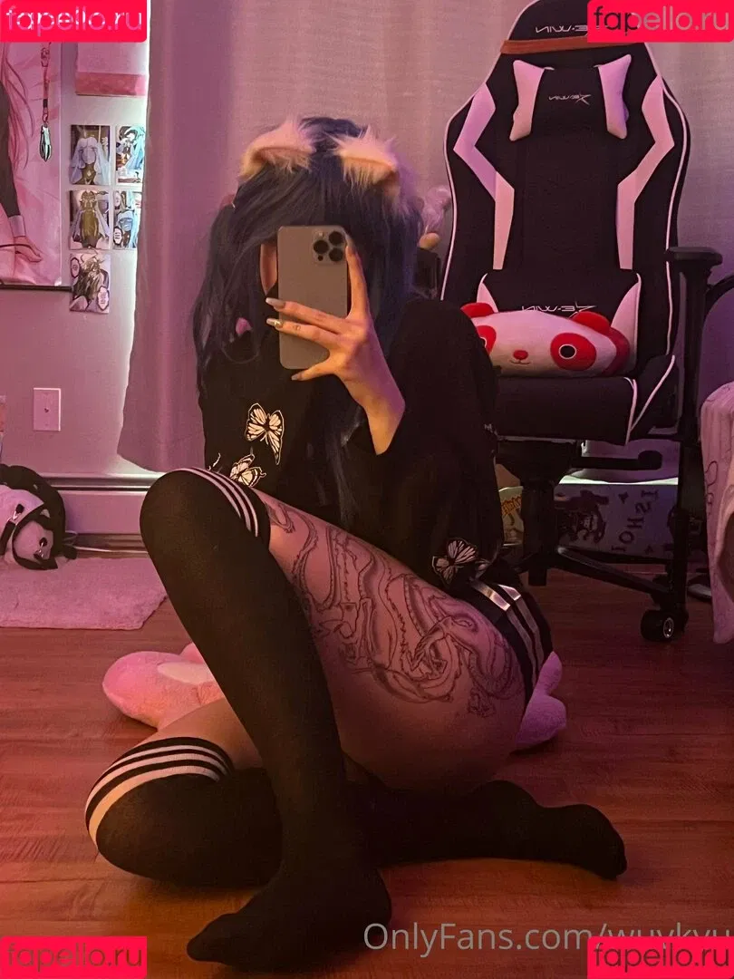 wuvkyu Onlyfans Photo Gallery 