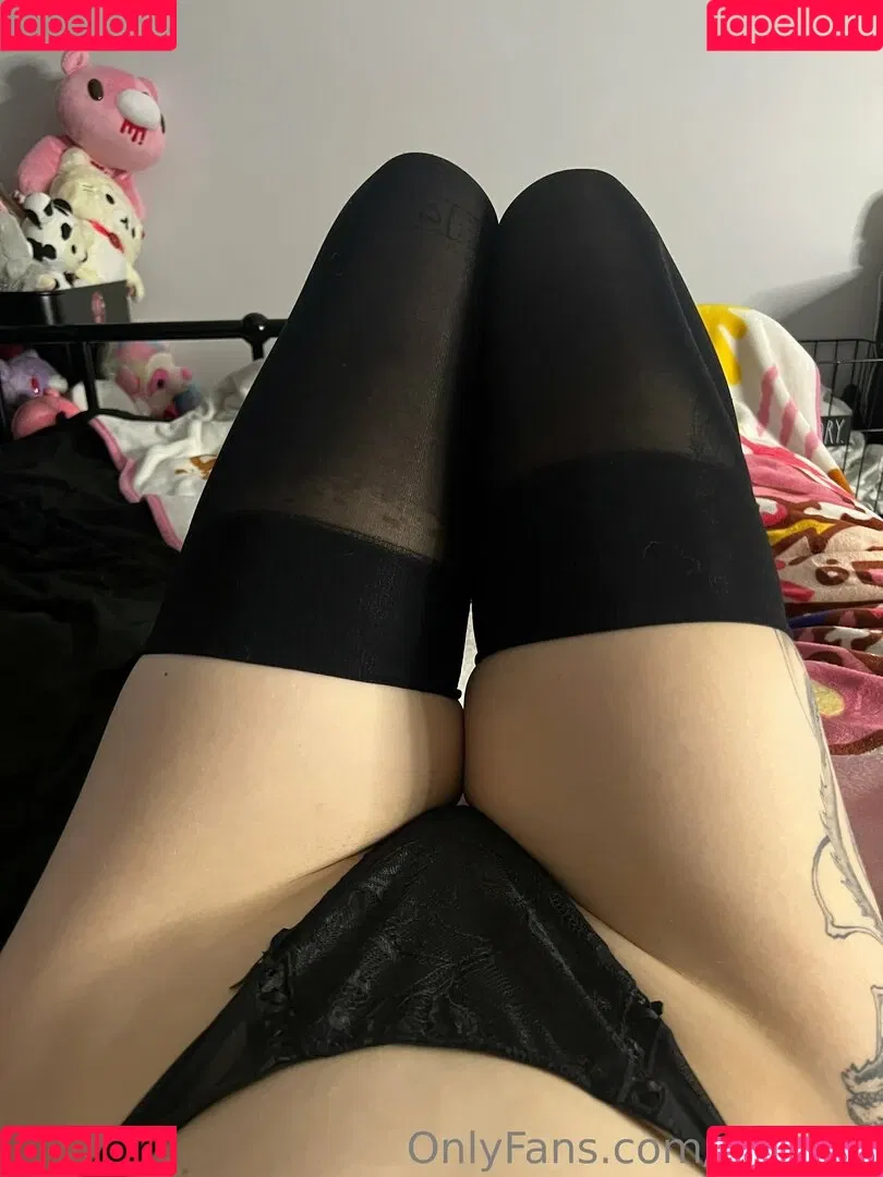 wuvkyu Onlyfans Photo Gallery 