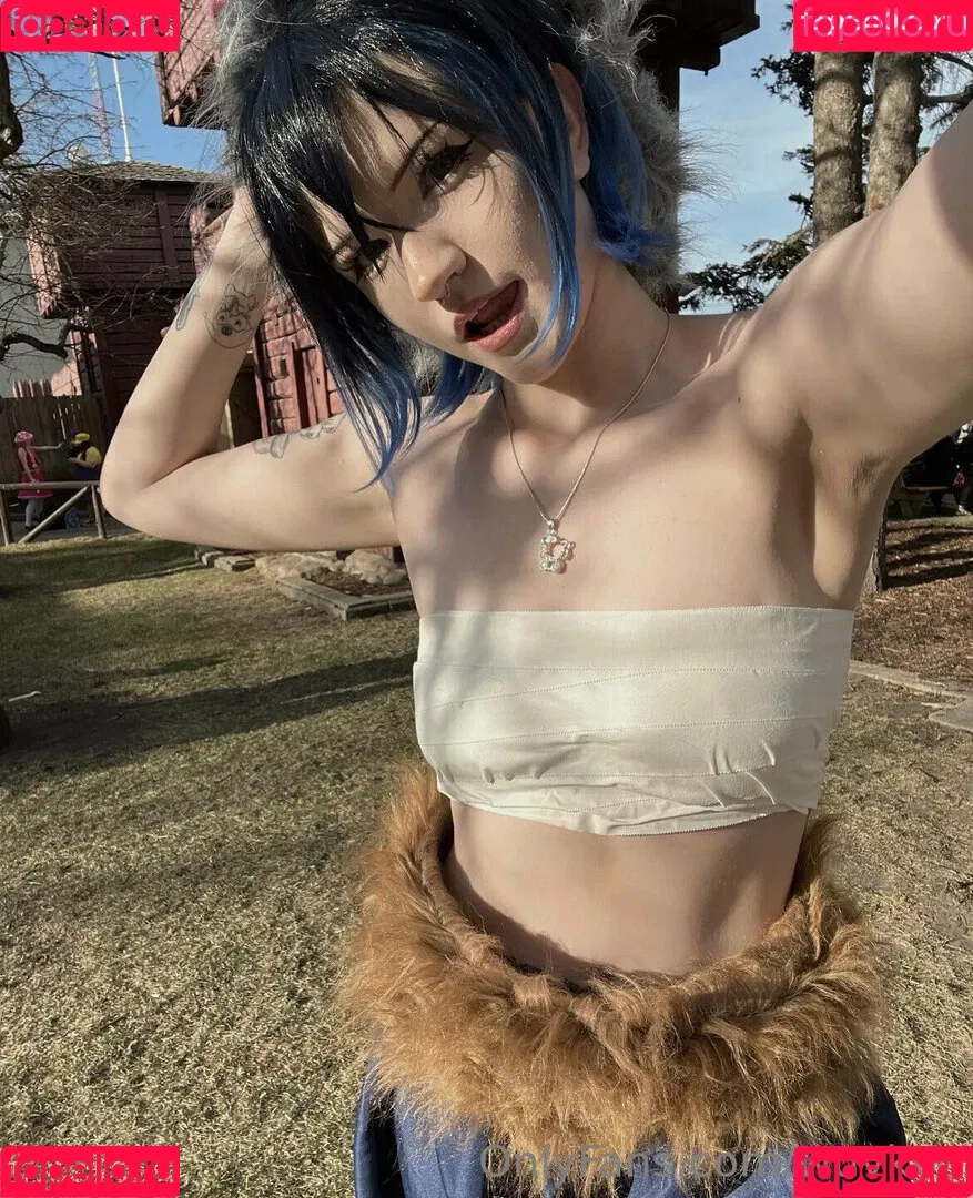 wuvkyu Onlyfans Photo Gallery 