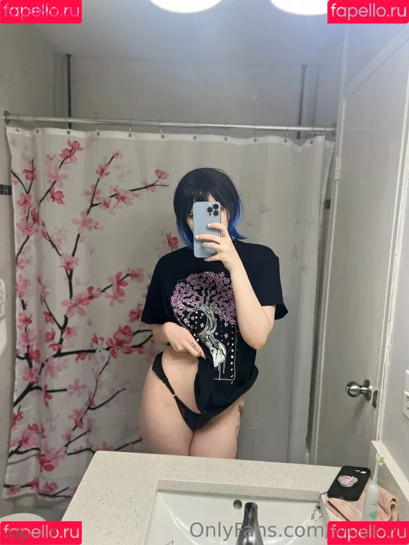 wuvkyu Onlyfans Photo Gallery 