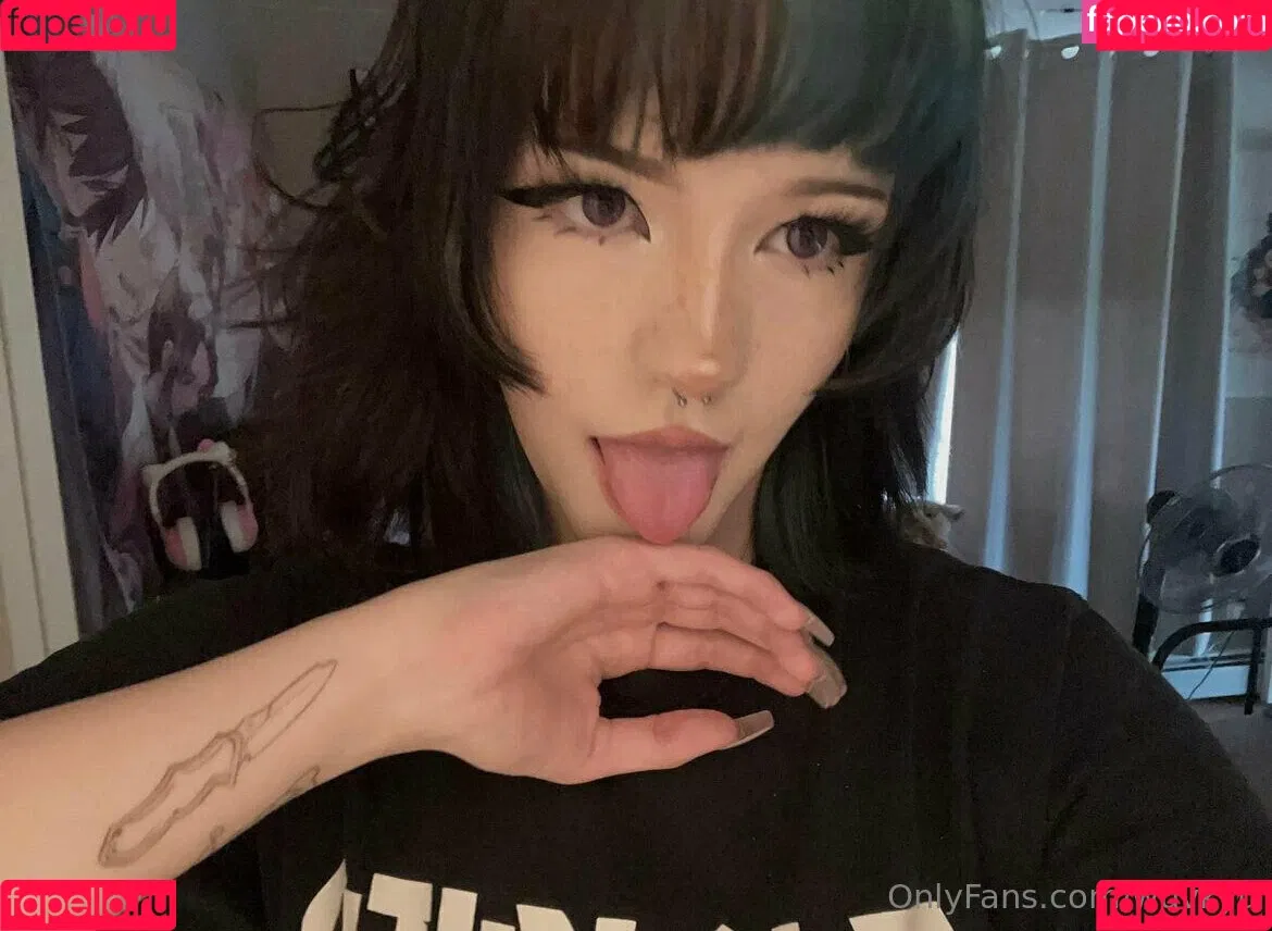 wuvkyu Onlyfans Photo Gallery 