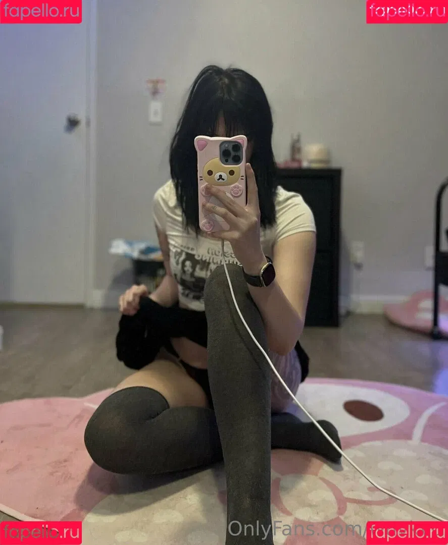 wuvkyu Onlyfans Photo Gallery 
