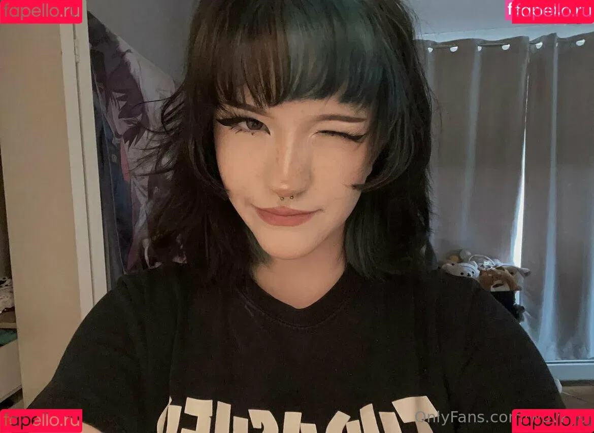 wuvkyu Onlyfans Photo Gallery 