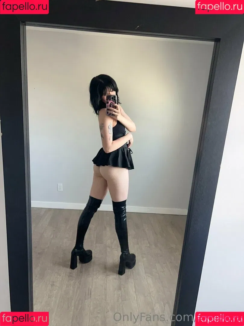 wuvkyu Onlyfans Photo Gallery 