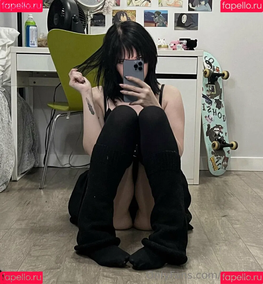 wuvkyu Onlyfans Photo Gallery 