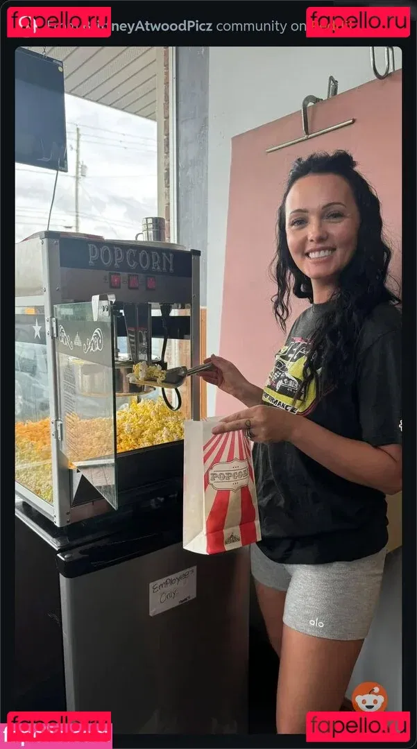 Brittney Atwood Onlyfans Photo Gallery 