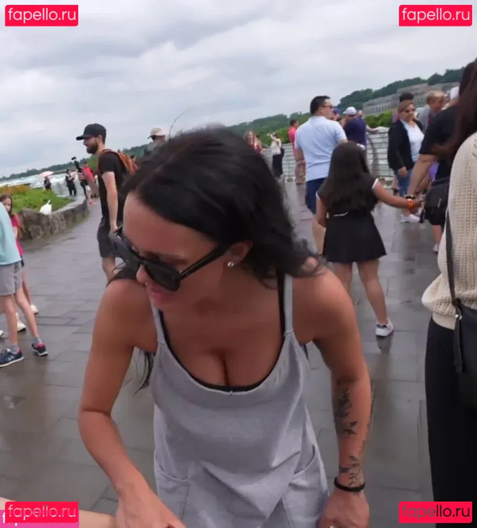 Brittney Atwood Onlyfans Photo Gallery 