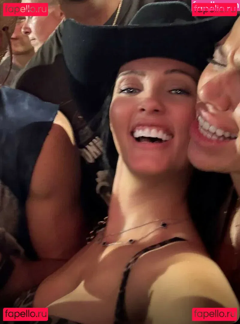 Brittney Atwood Onlyfans Photo Gallery 