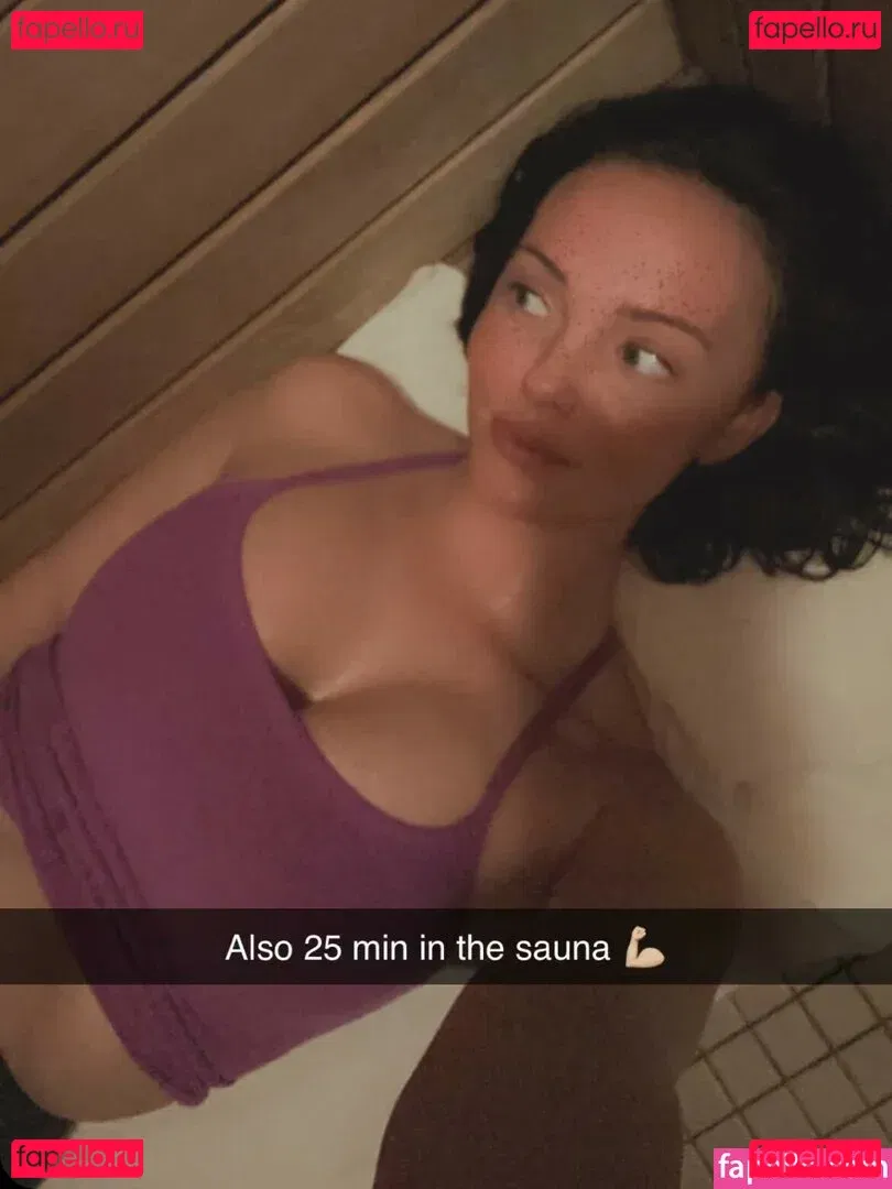 Brittney Atwood Onlyfans Photo Gallery 