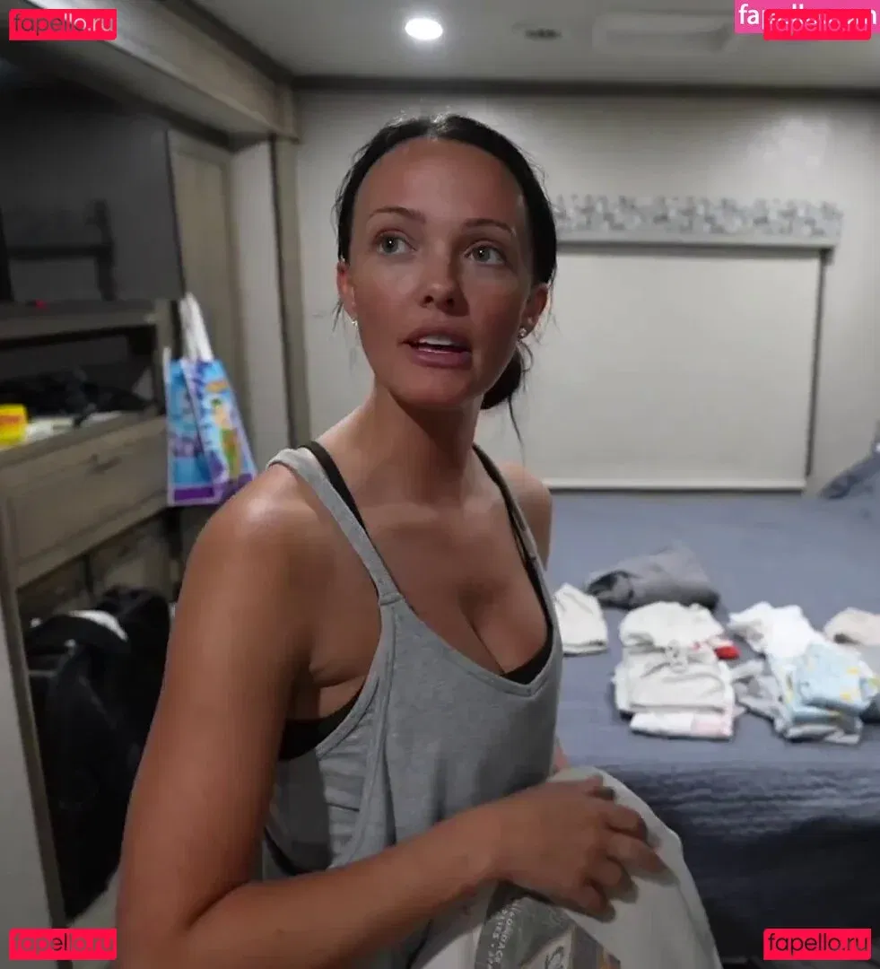 Brittney Atwood Onlyfans Photo Gallery 